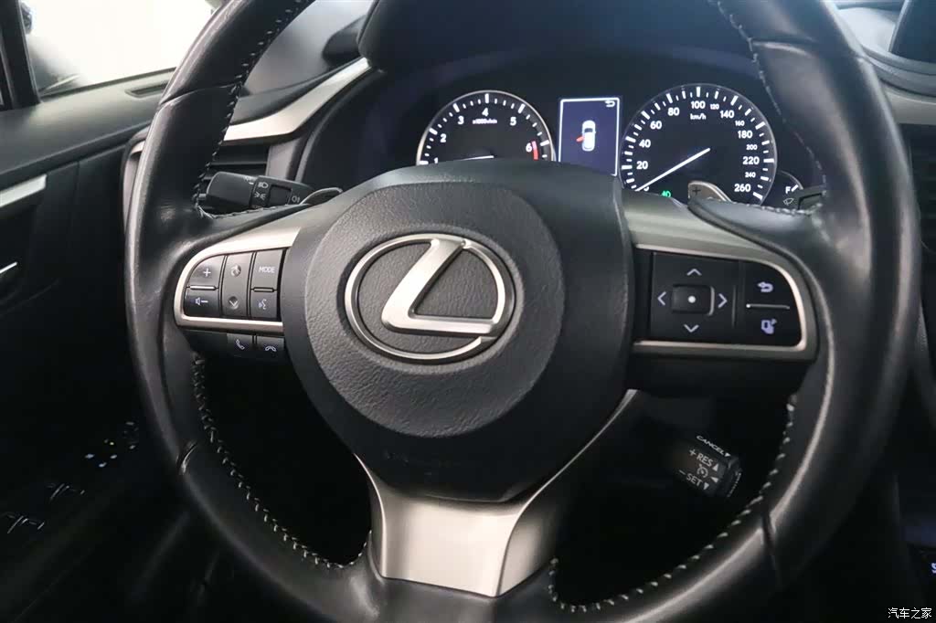 Lexus RX, 2022 6