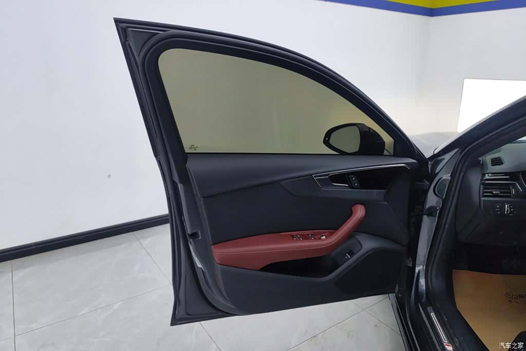 Audi A4L, 2023 7