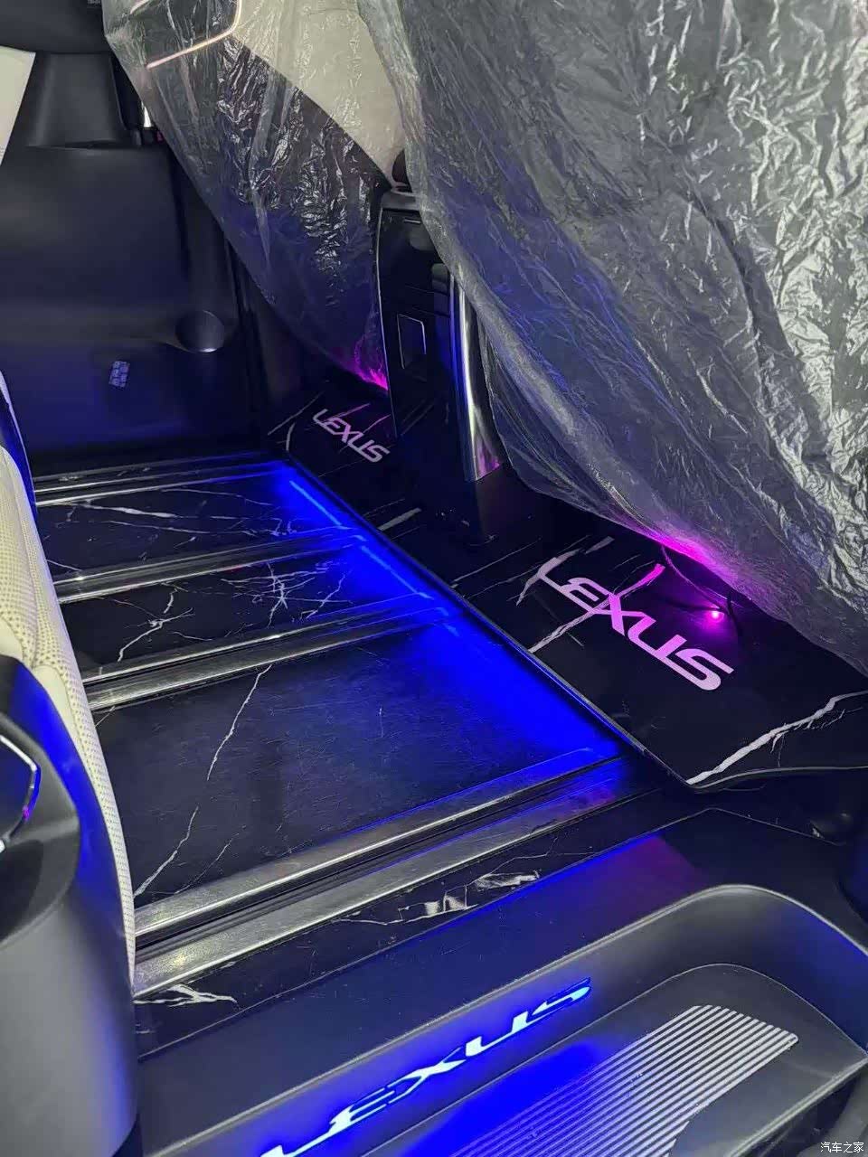 Lexus LM, 2020 все фото