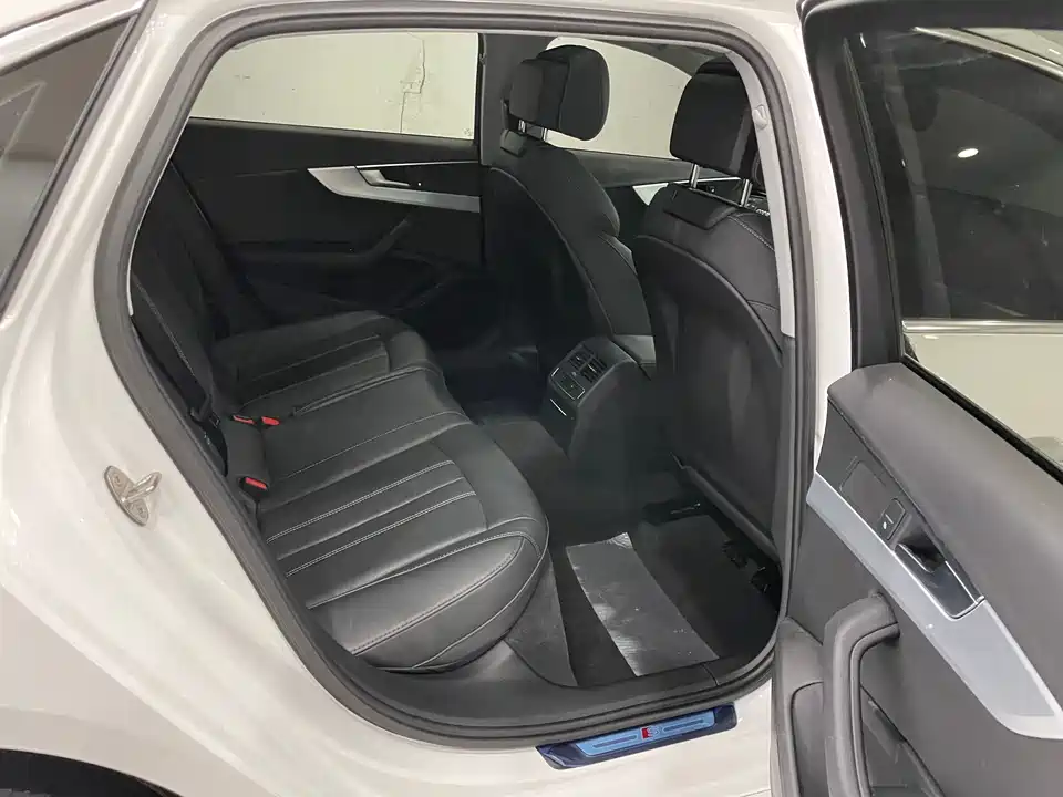 Audi A4L Audi A4L