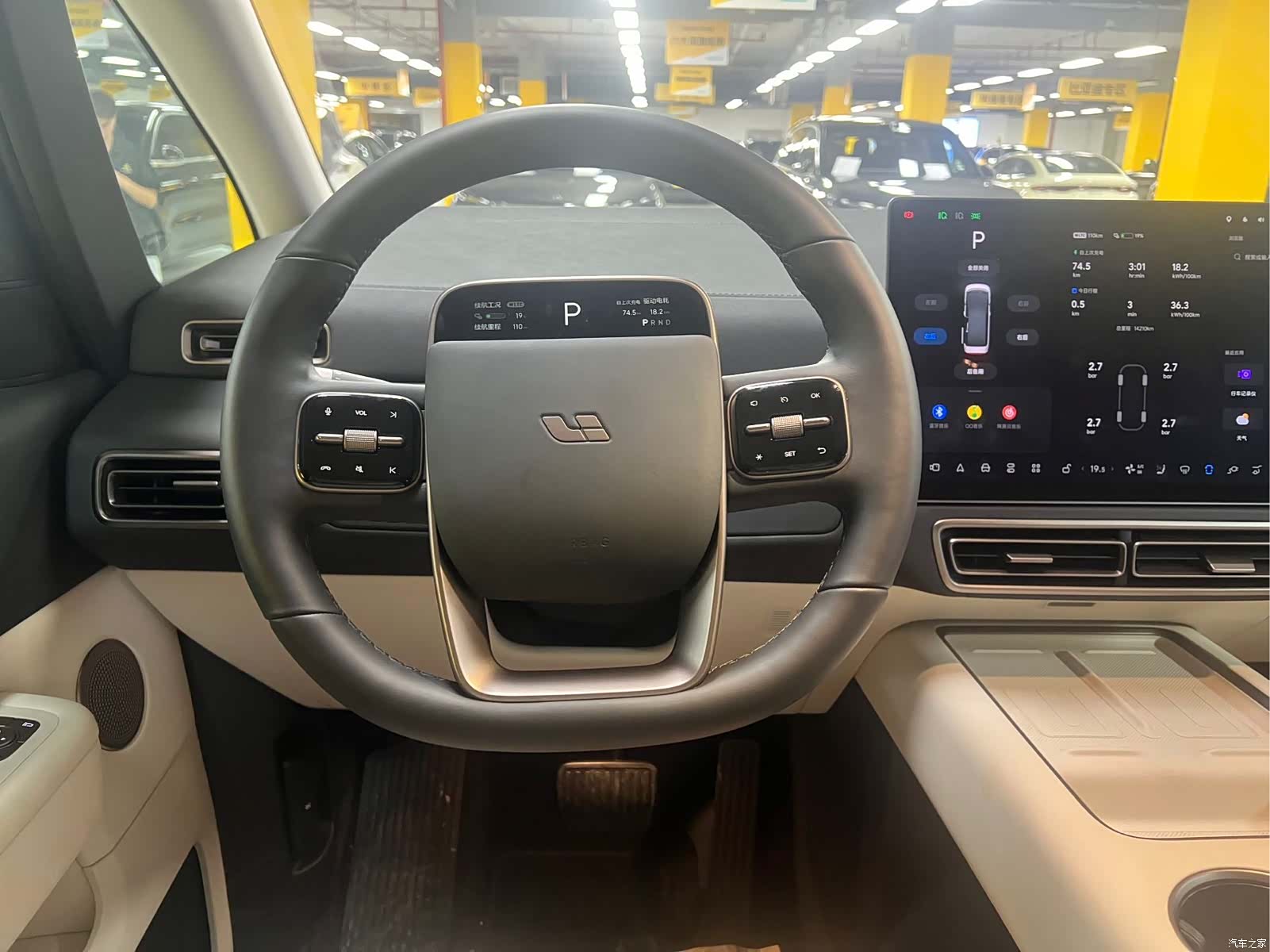 Li Auto MEGA, 2025 7