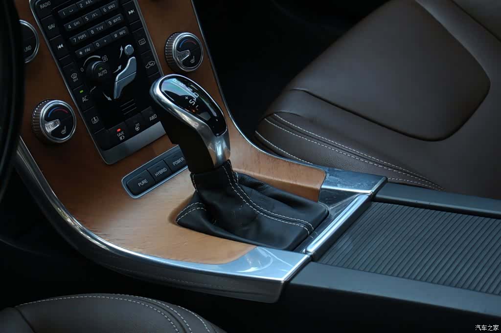 Volvo S60, 2015 15