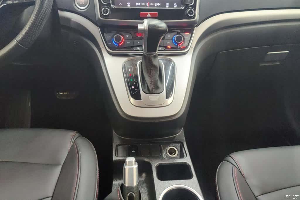 Haval M6, 2017 16