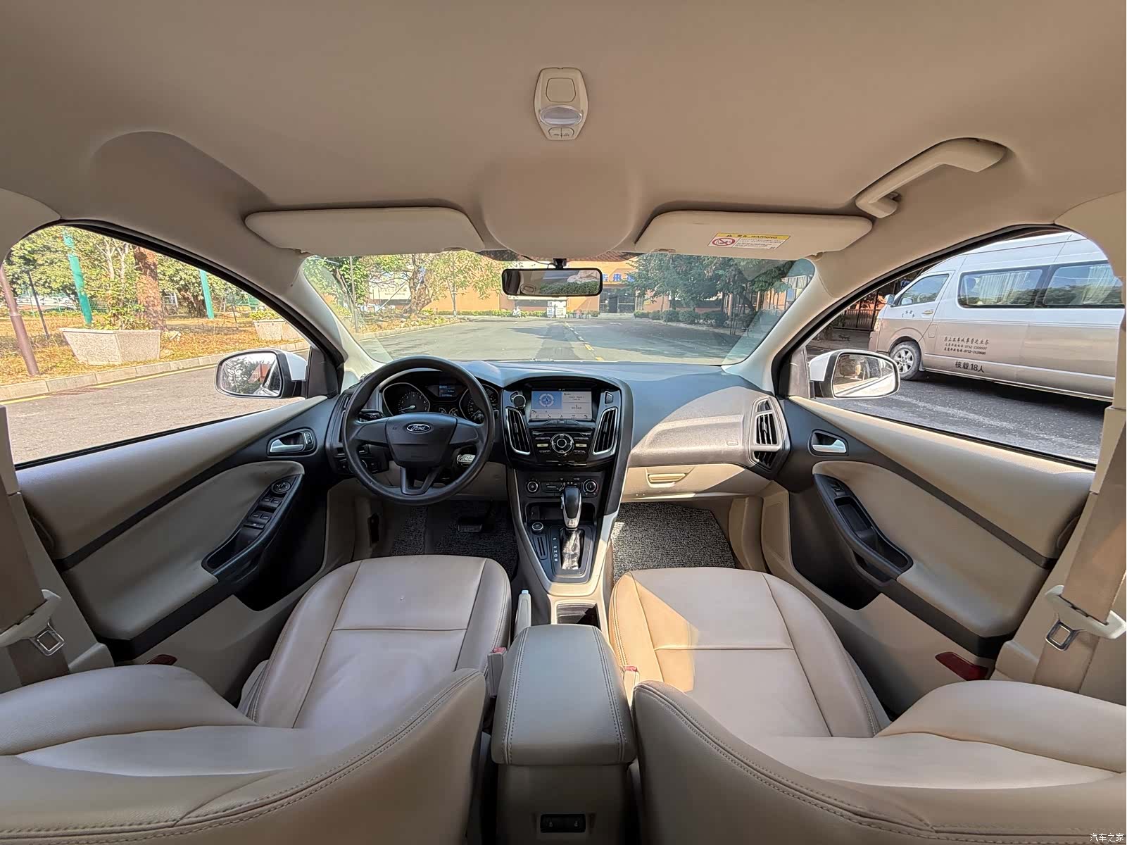 Ford Focus, 2016 11