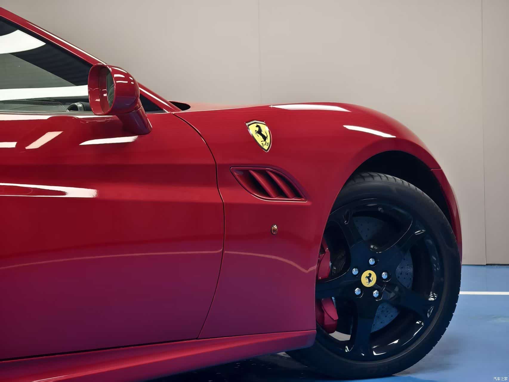 Ferrari California, 2013 все фото