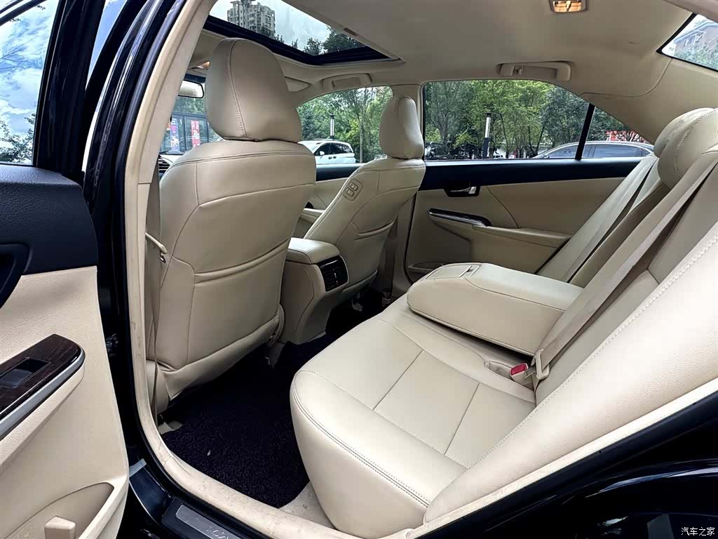 Toyota Camry, 2015 все фото