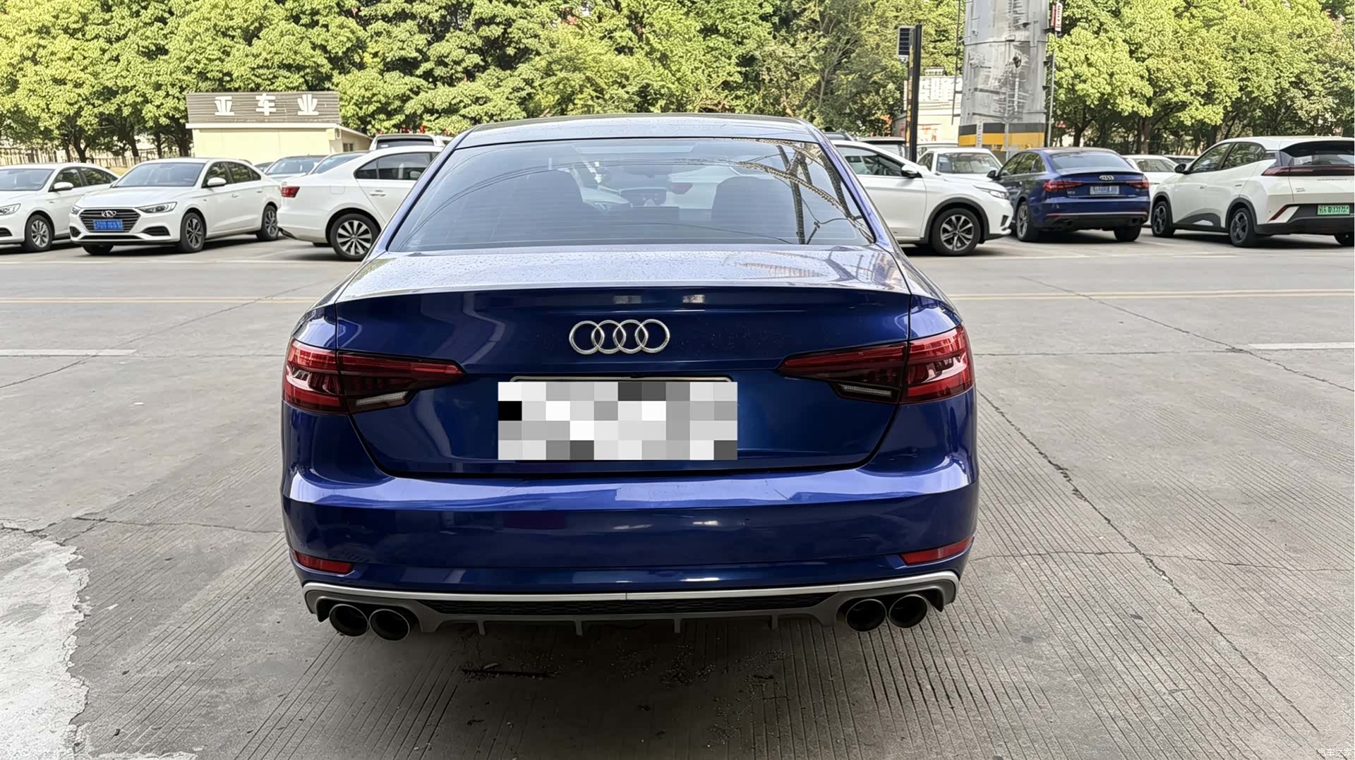 Audi A4L, 2017 9