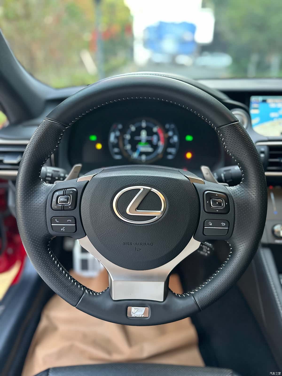 Lexus RC, 2018 13