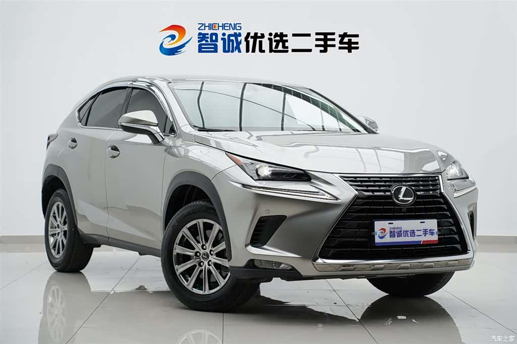 Lexus NX, 2020 35