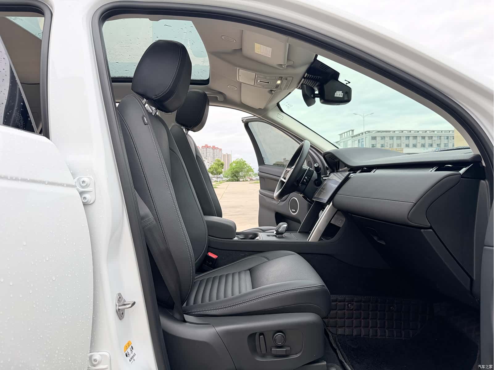 Land Rover Discovery, 2025 6