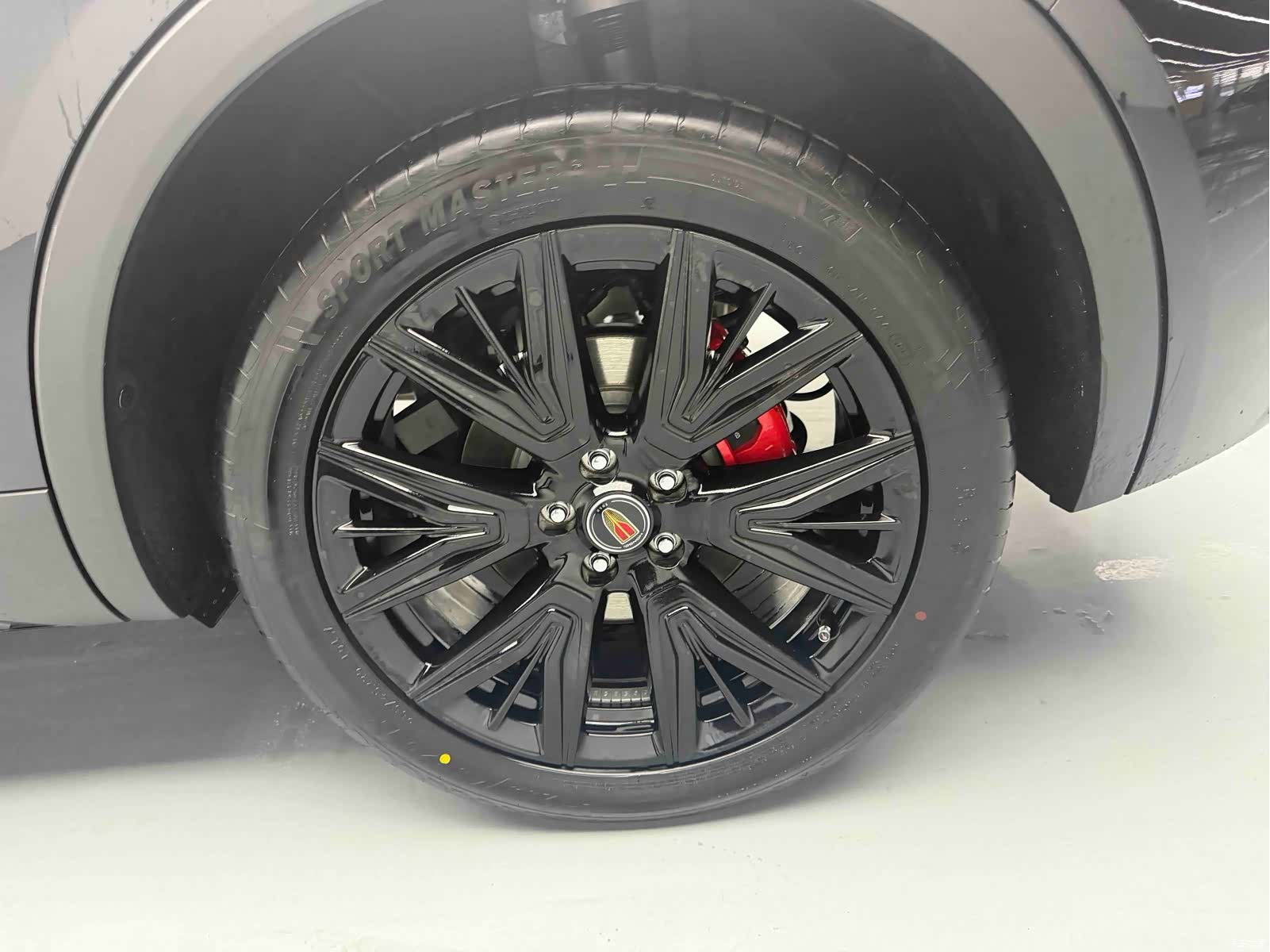 Hongqi HS5, 2026 6