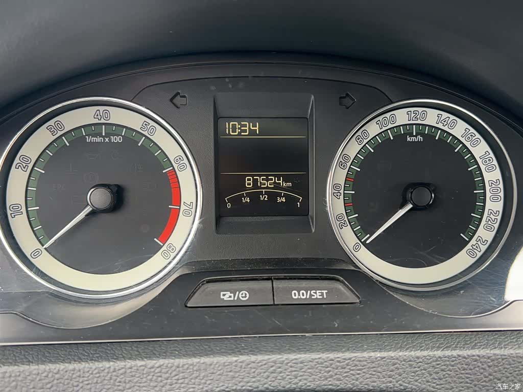 Skoda Rapid, 2018 11