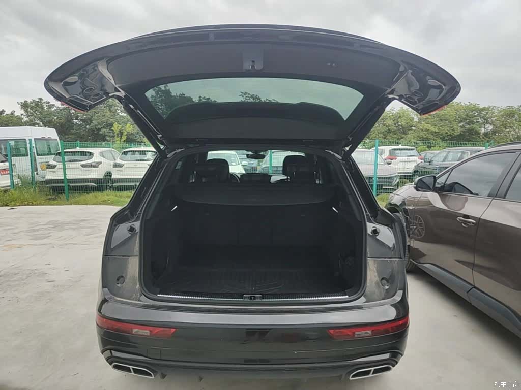 Audi Q5L, 2026 19
