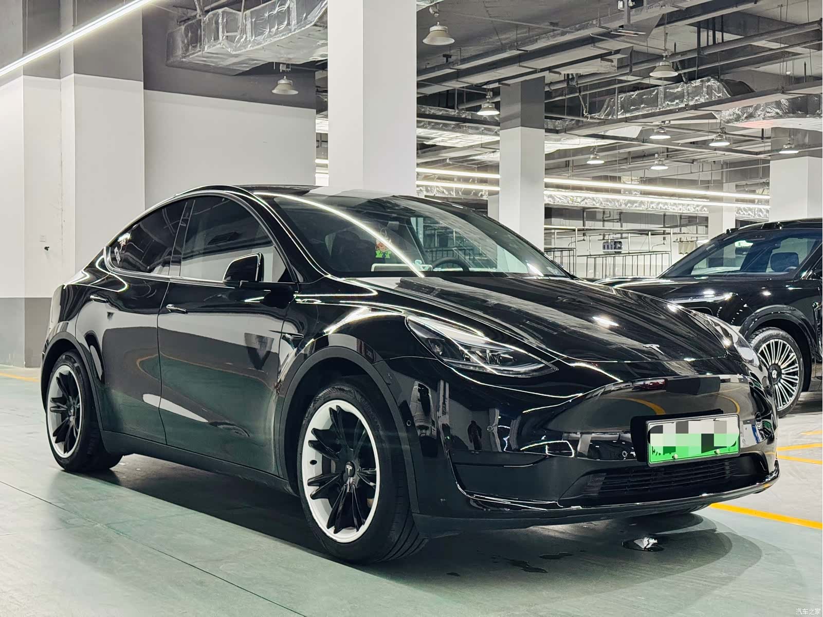 Tesla Model Y, 2022 1