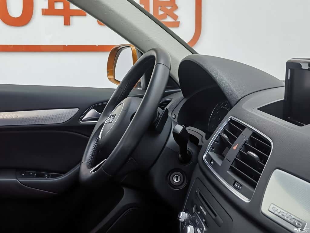 Audi Q3, 2013 22