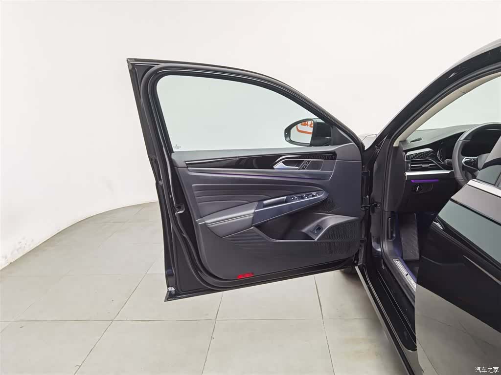 Volkswagen Passat, 2024 8