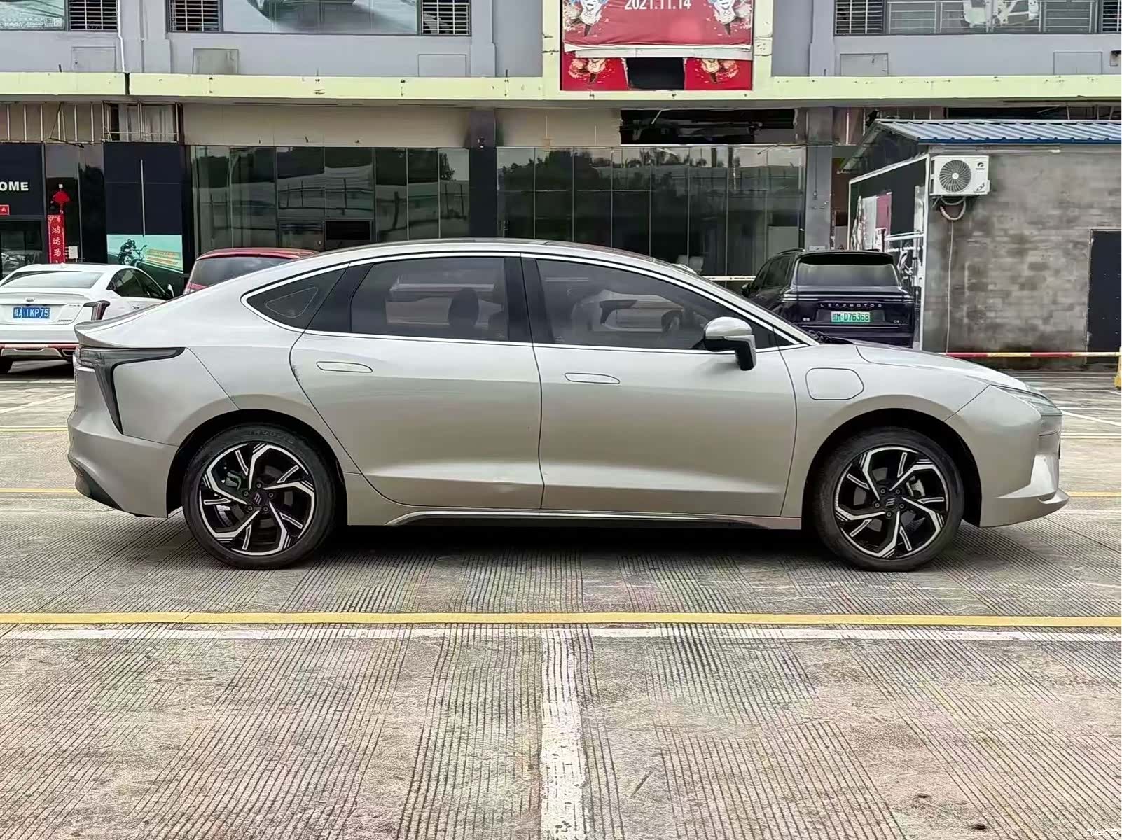 JMC Yi, 2022 4