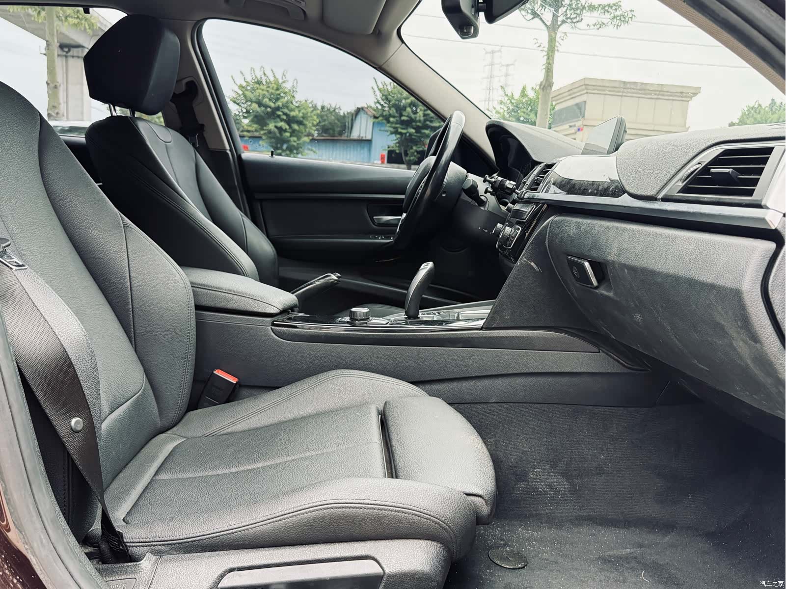 BMW 3 Series, 2017 27
