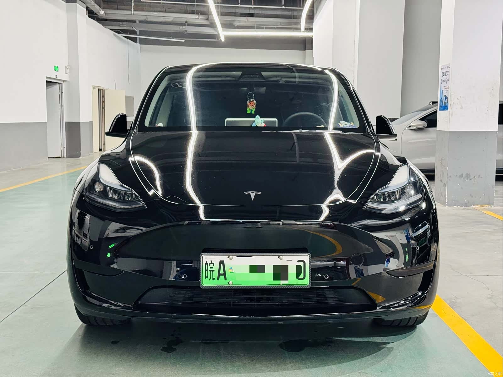 Tesla Model Y, 2022 2