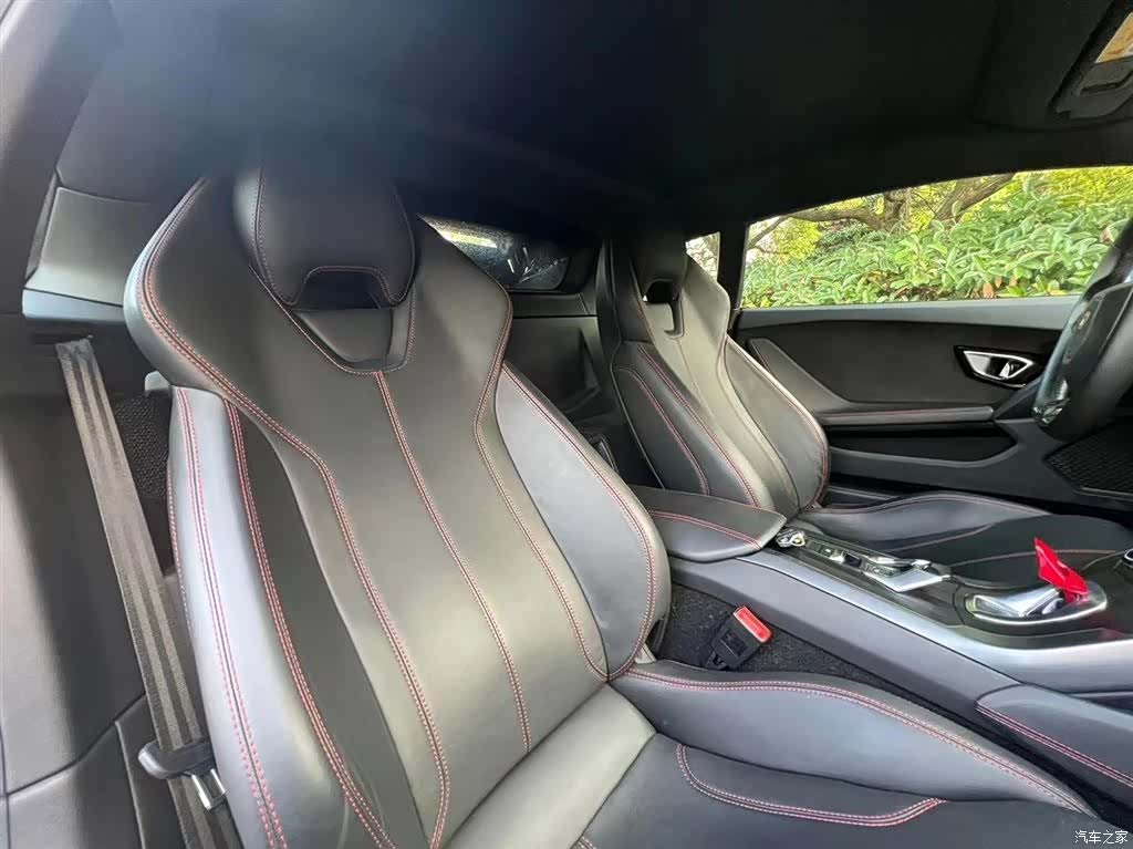 Lamborghini Huracán, 2018 все фото