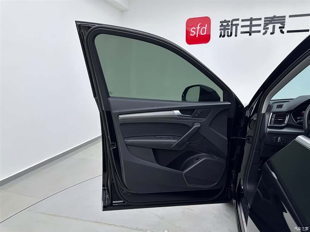 Audi Q5L, 2022 8