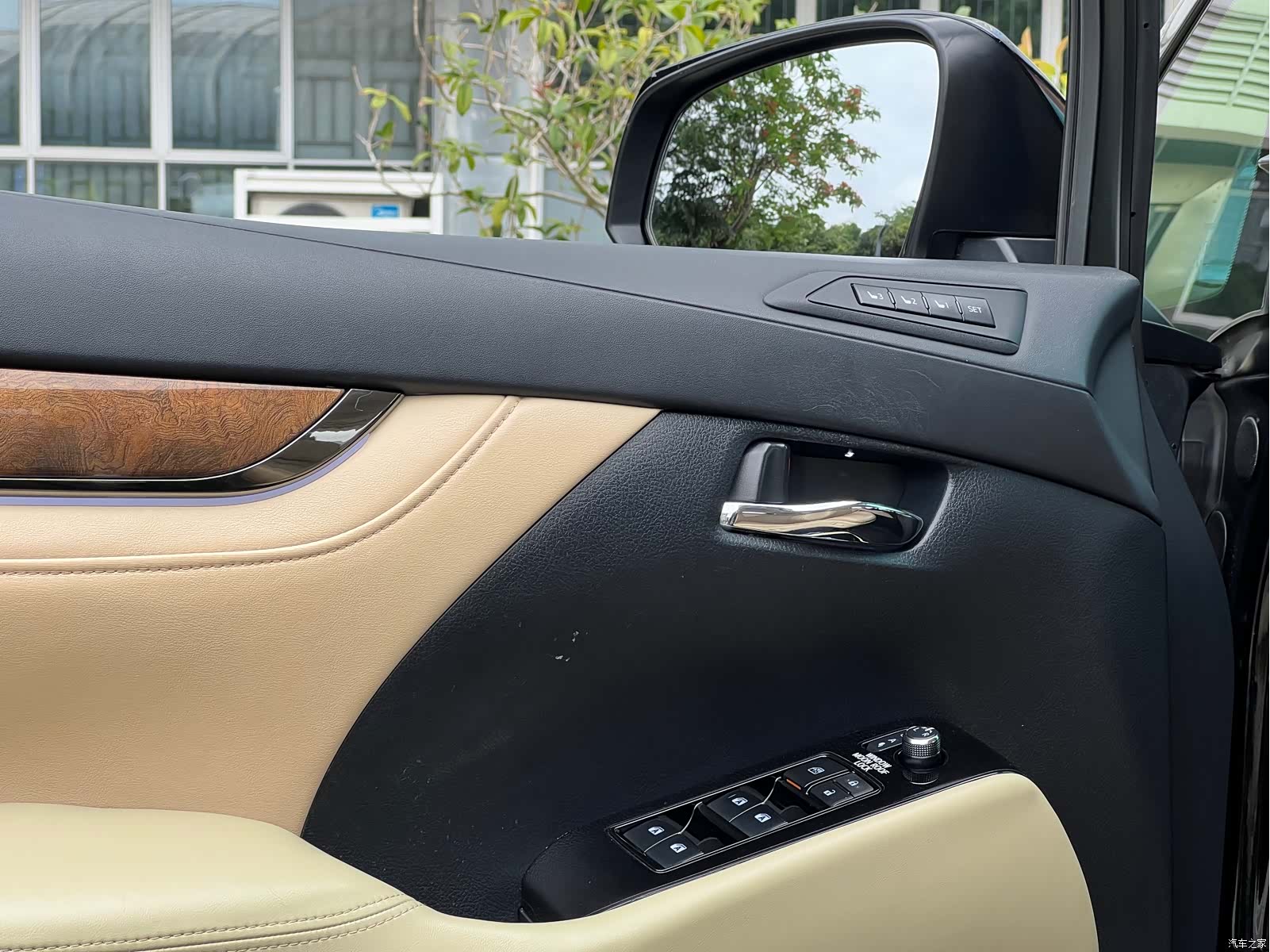 Toyota Alphard, 2017 13