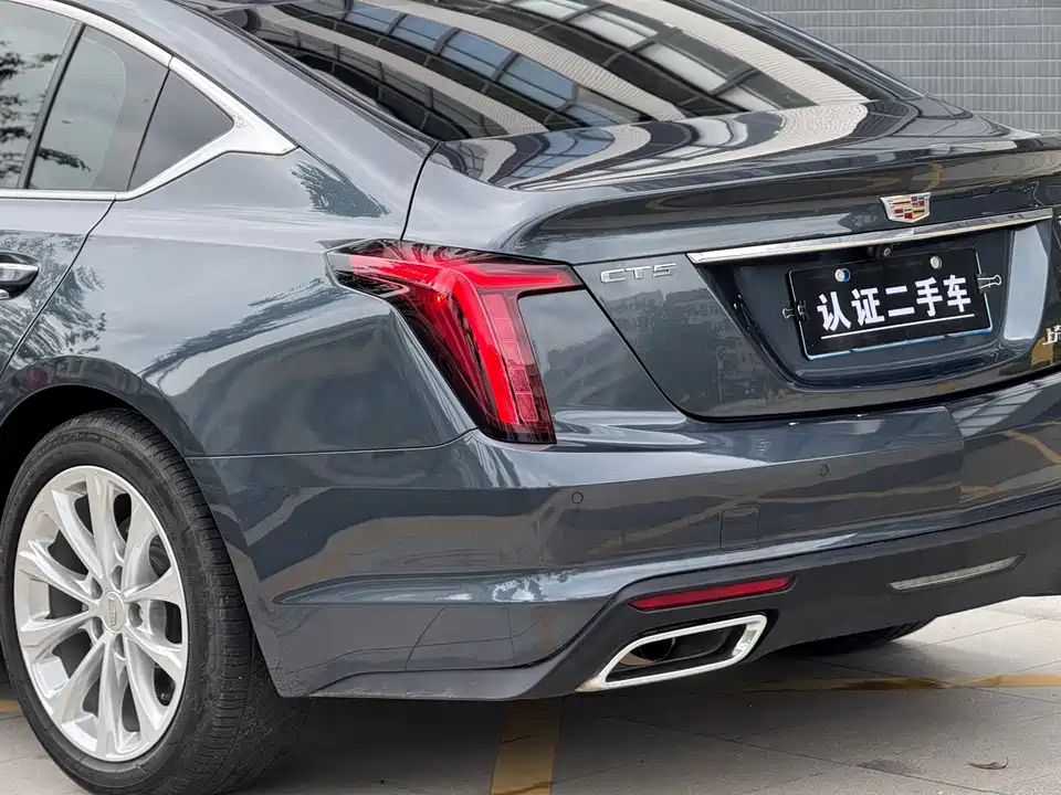Cadillac CT5