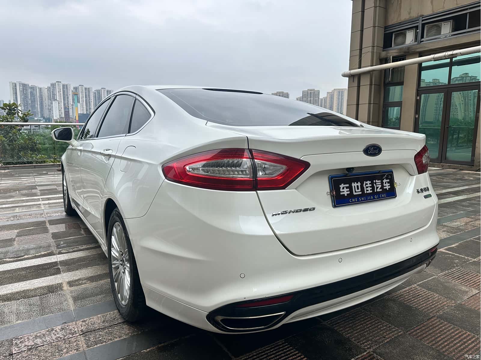 Ford Mondeo, 2014 4