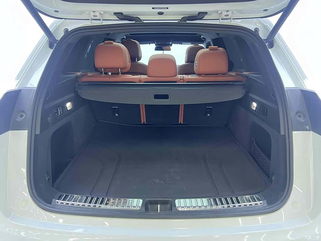 Li Auto L7, 2023 23
