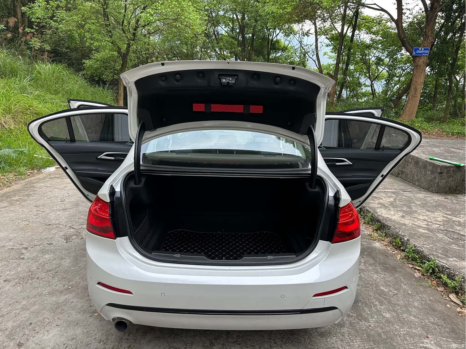 BMW 1 Series, 2018 6
