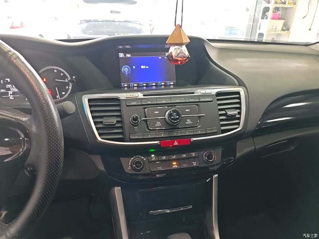 Honda Accord, 2017 13
