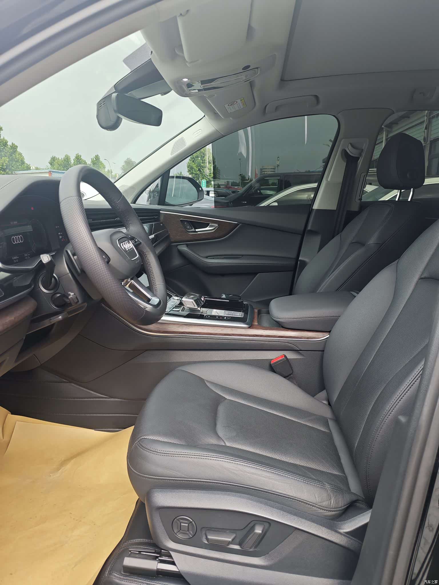 Audi Q7, 2023 16