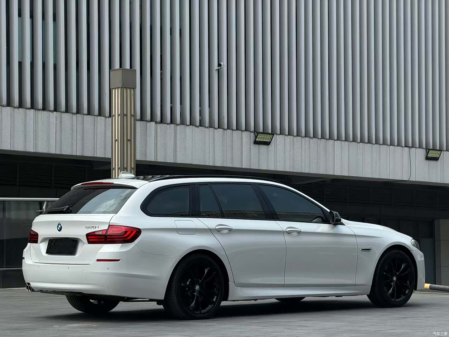 BMW 5 Series, 2016 8