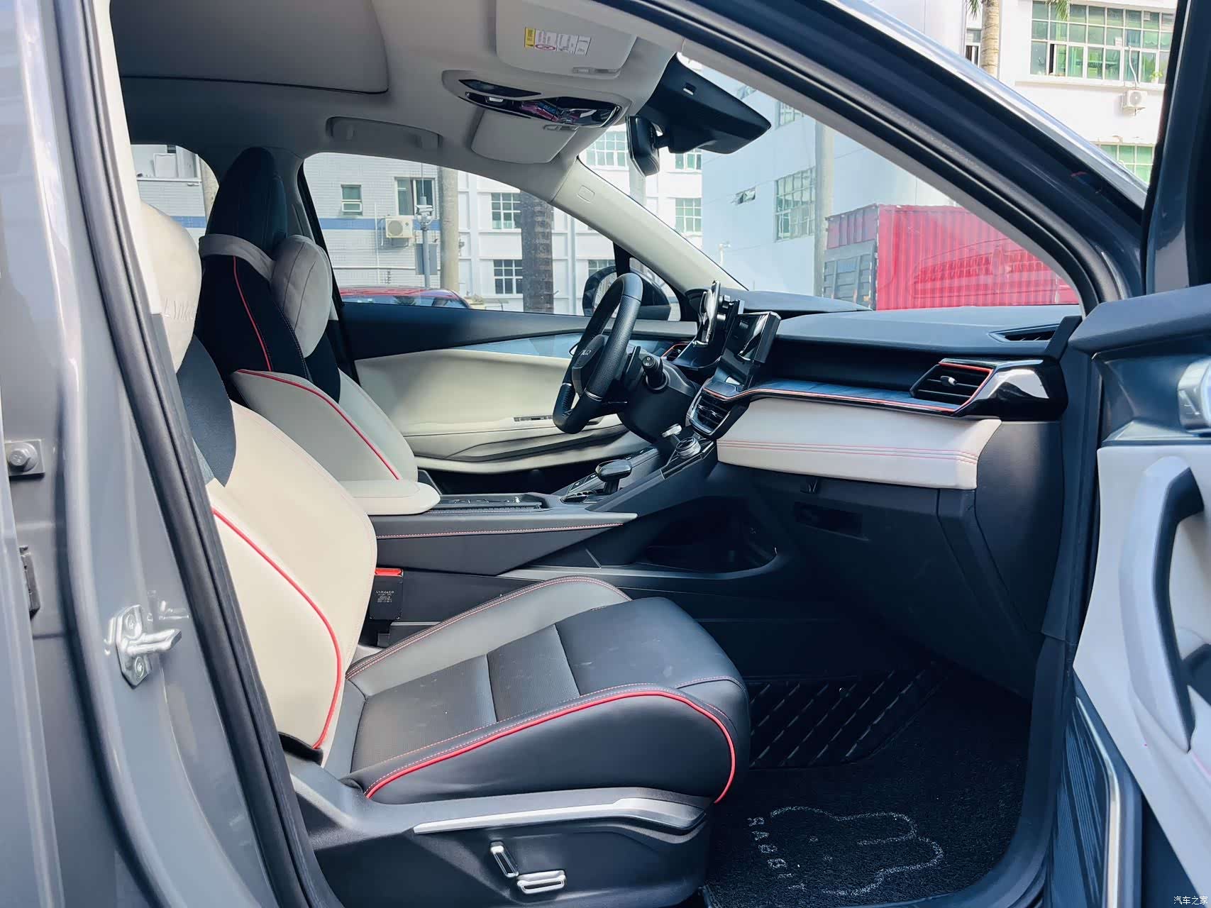 Lynk & Co 02, 2022 10