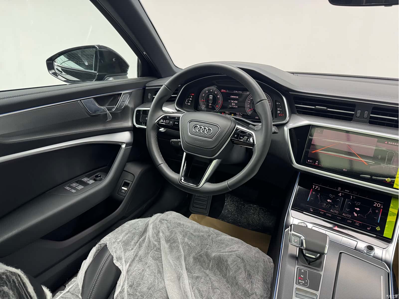 Audi A6L, 2026 12