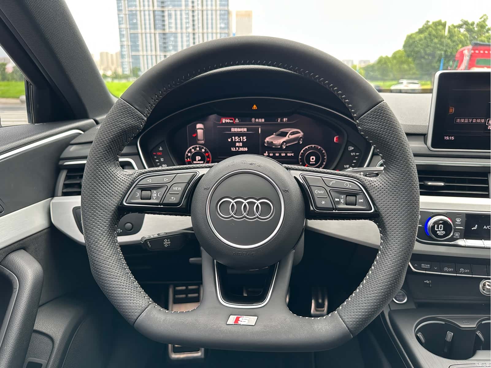 Audi A4, 2019 15
