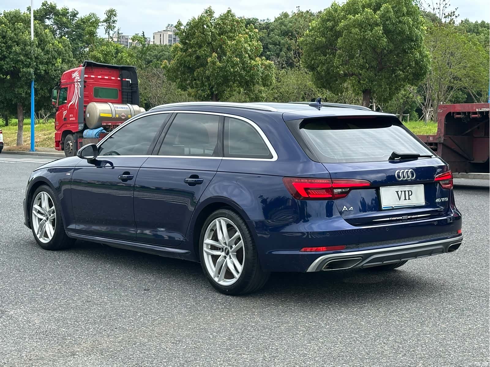 Audi A4, 2019 6