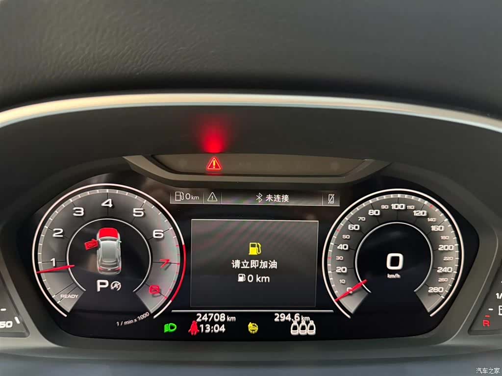 Audi Q3, 2023 10