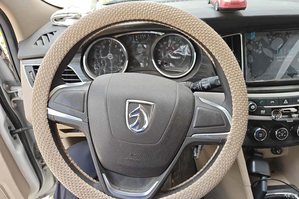 Wuling 730, 2016 15