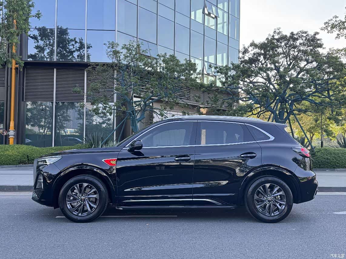 Hongqi HS5, 2023 30