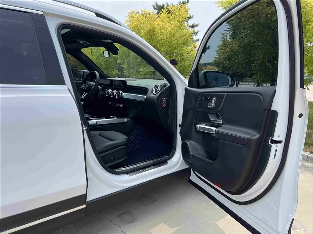 Mercedes-Benz GLB, 2021 7