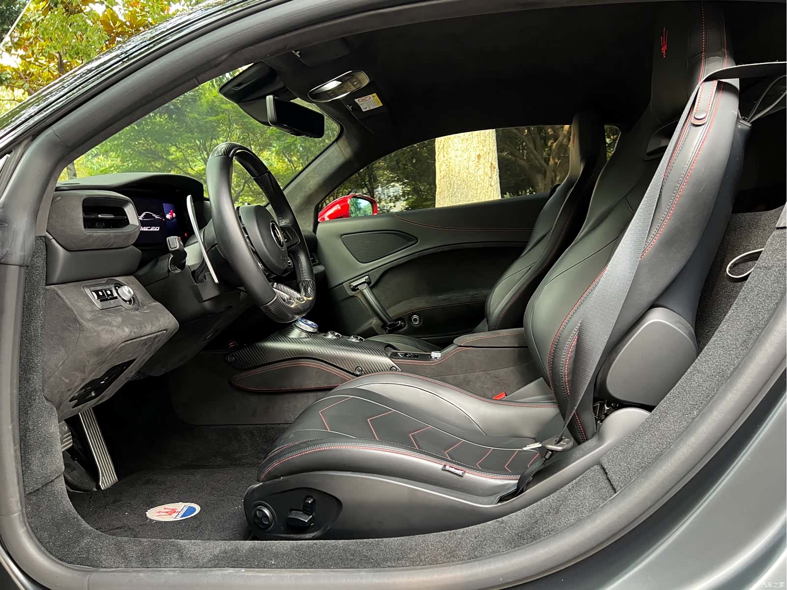 Maserati MC20, 2022 8