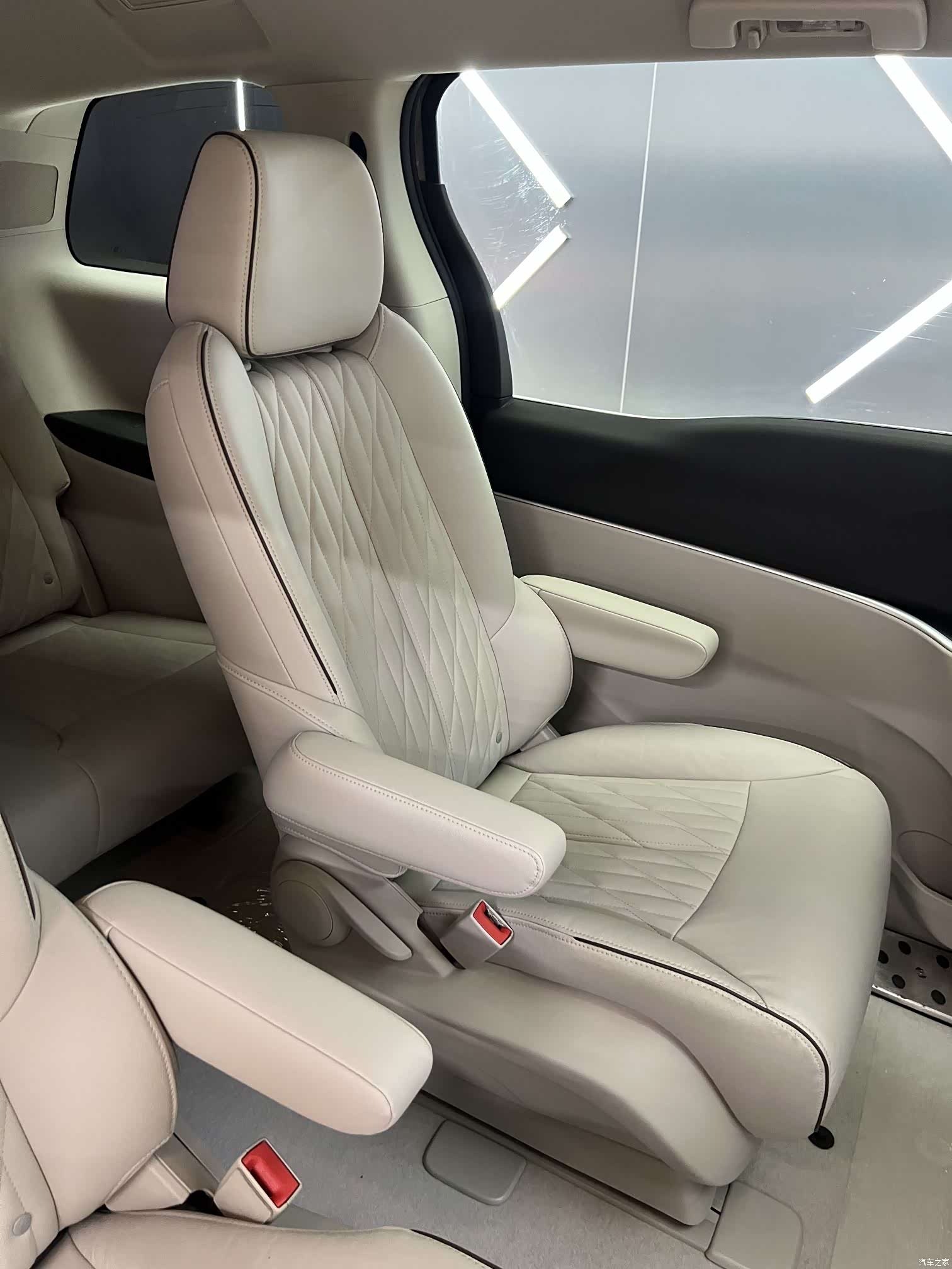 Buick GL8, 2022 26