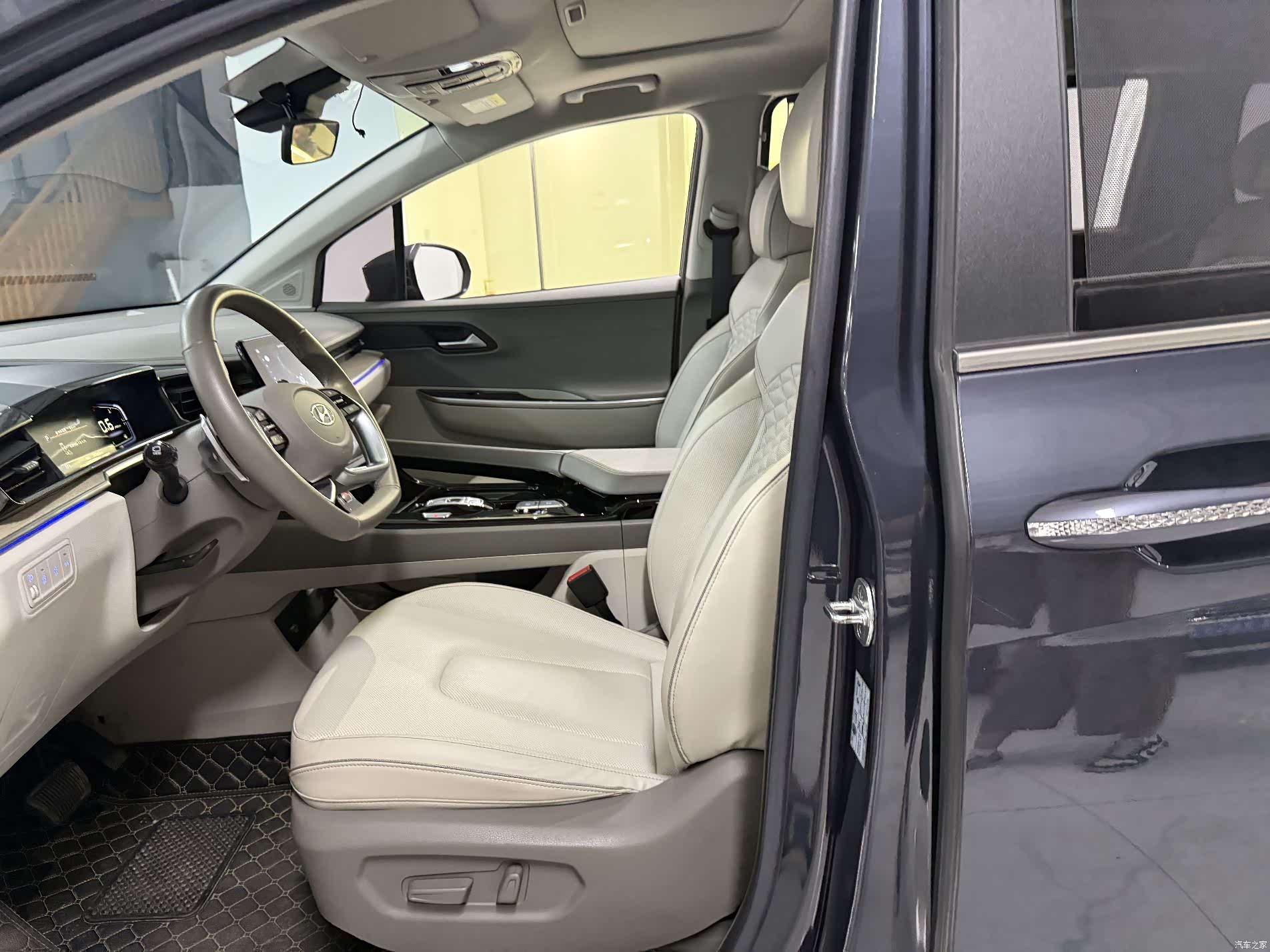 Hyundai Custo, 2022 11