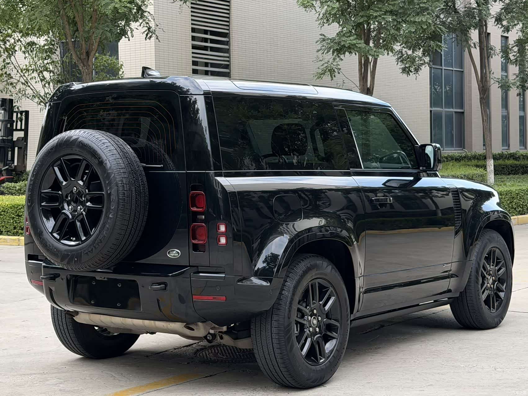 Land Rover Defender, 2021 19