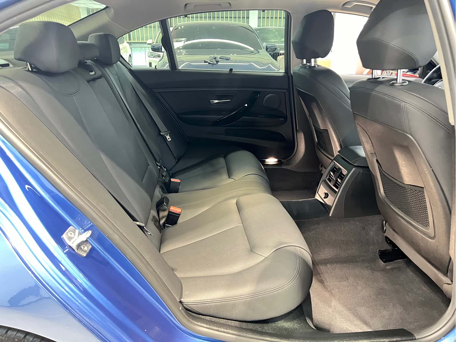 BMW 3 Series, 2019 18