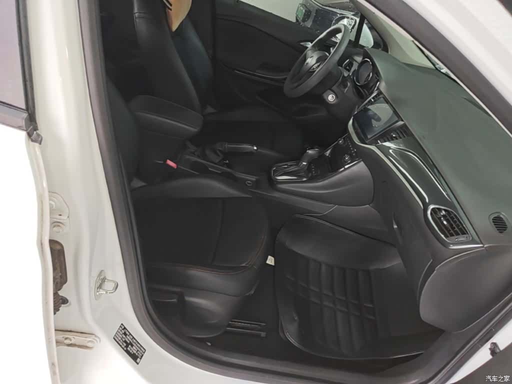 Buick Verano, 2018 25
