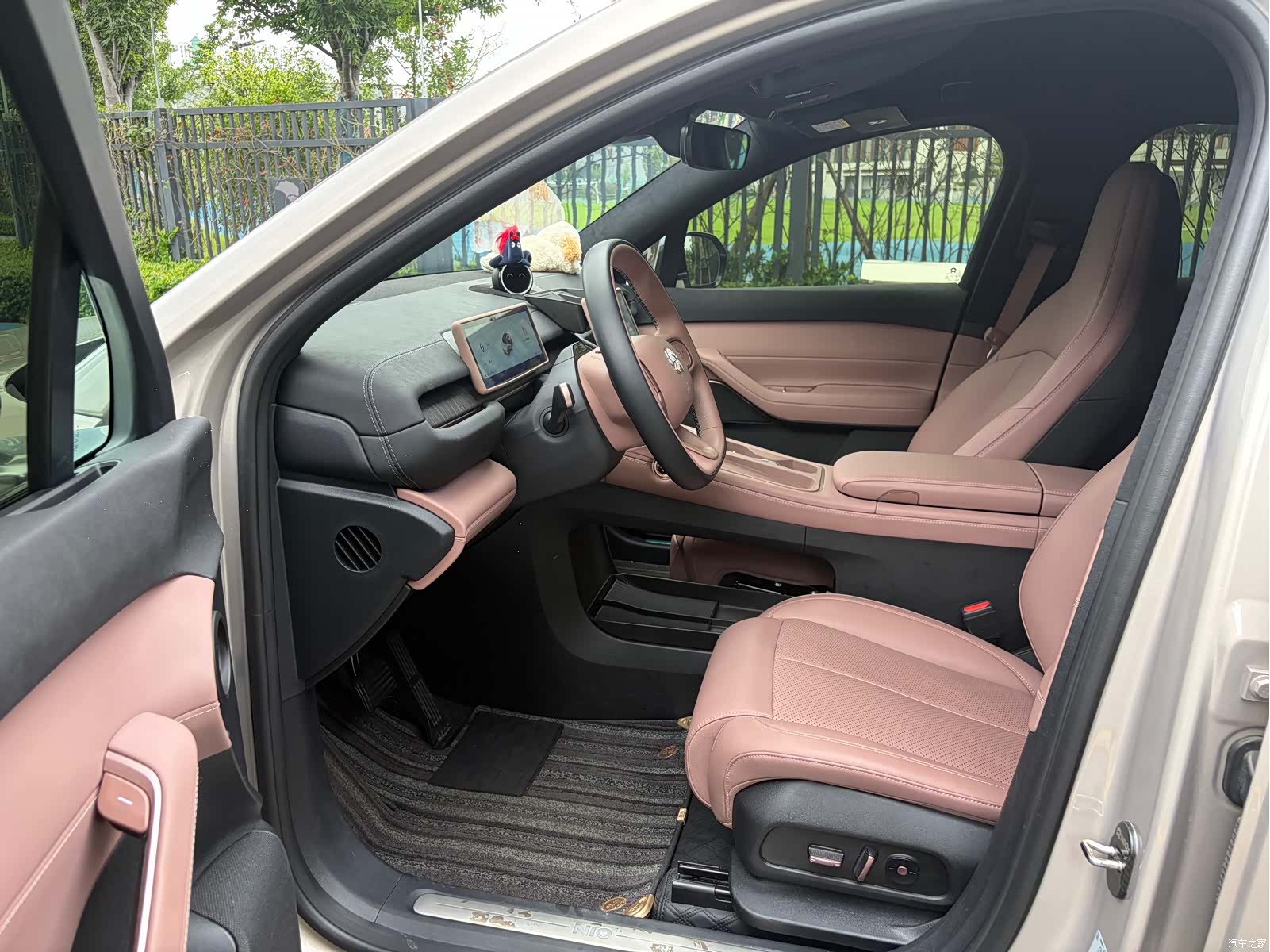 NIO EC6, 2024 8