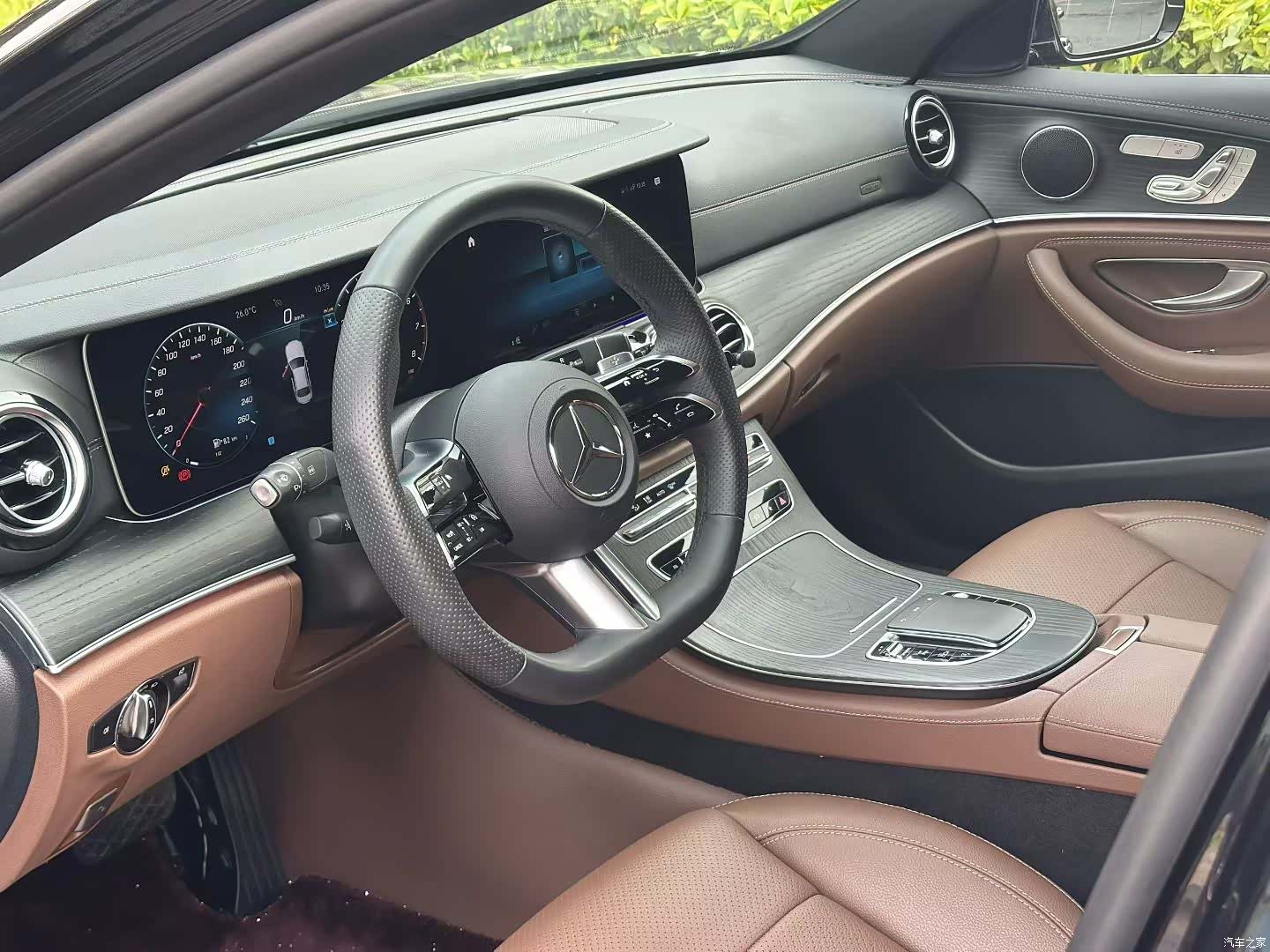 Mercedes-Benz E-Class, 2024 все фото