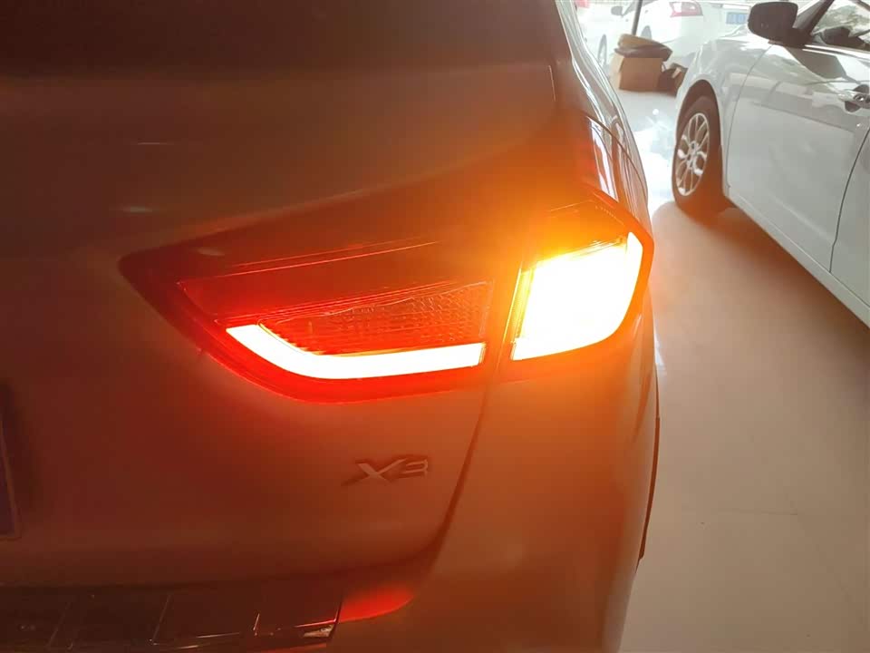 Geely Vision X3